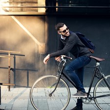 Coming to Work on Two Wheels: Hobart Offers a Bike Leasing Plan for Employees