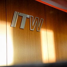 ITW Reports Fourth Quarter and Full Year 2020 Results